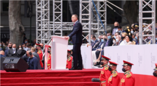 Президент Польщі бере участь у святі незалежності Грузії Президент Польщі бере участь у святі незалежності Грузії