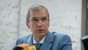 Опозиціонер Латушко подає заяву на Лукашенка до польської прокуратури Опозиціонер Латушко подає заяву на Лукашенка до польської прокуратури