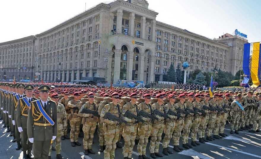 Военный парад ко Дню Независимости Украины 2021