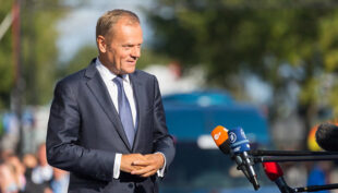 Туск очолив найбільшу опозиційну партію Польщі