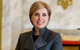 Нарешті дещо лібералізували режим перетину південних КПВВ "Чонгар" та "Каланчак"