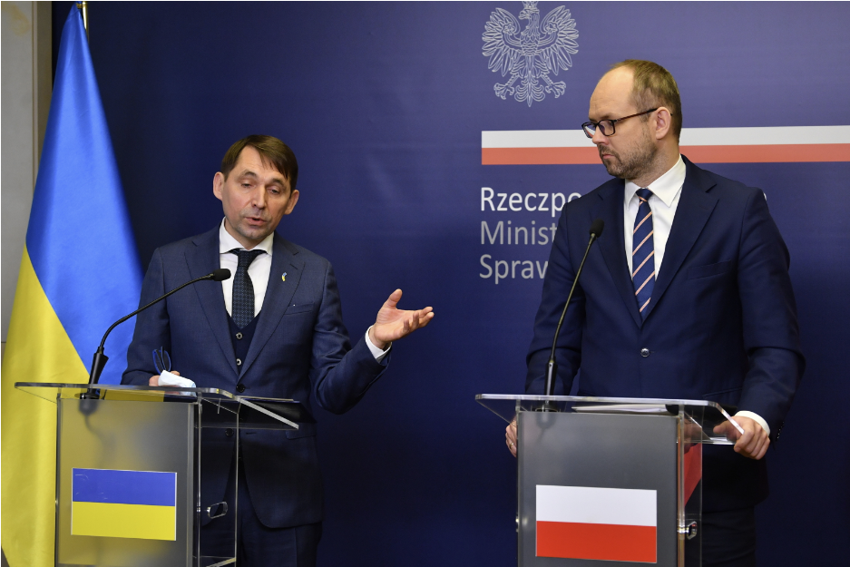 МИД Польши: Украина и украинцы, а не РФ должны определять свою внешнюю политику