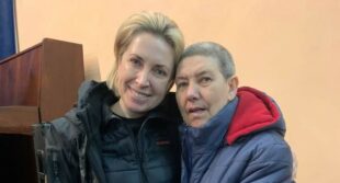 На фото Гавриліна Ганна Михайлівна, староста селища Грем’яч, що на Чернігівщині На фото Гавриліна Ганна Михайлівна, староста селища Грем’яч, що на Чернігівщині