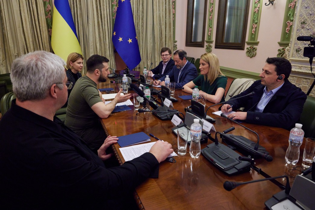 Президент Украины встретился с Президентом Европарламента Робертой Метсолой в Киеве