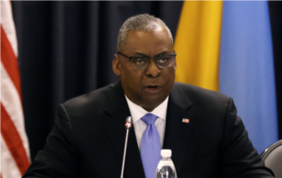 Міністр оборони США в Німеччині: напад росії на Україну безпідставний і незаконний