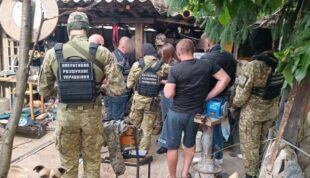 Прикордонники викрили канал нелегального переправлення осіб через кордон