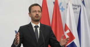 Прем'єр-міністр Словаччини попереджає: Якщо Україна програє, настане черга Словаччини