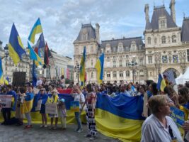 Приємно коли люди різних національностей, що проживають у різних куточках світу, не просто солідарні