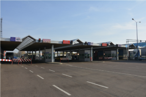 Черги з легкових автомобілів на польсько-українському кордоні