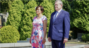 Віцепрем'єр Польщі відвідав польський військовий меморіал у Львові