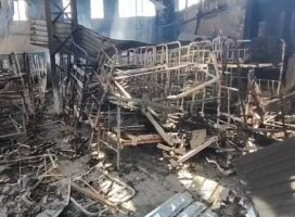 Порошенко закликав світ засудити військовий злочин РФ в Оленівці Порошенко закликав світ засудити військовий злочин РФ в Оленівці