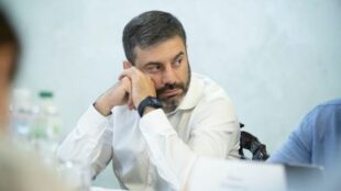 Омбудсмен хоче поїхати в Оленівку для огляду тіл загиблих і зустрічі з пораненими