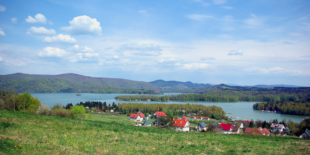 Мальовничі озера Польщі