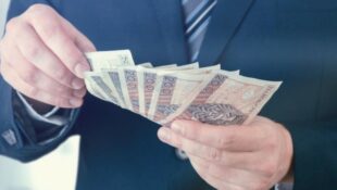 Допомога від ООН для біженців з України: нові пункти реєстрації та нові правила виплати