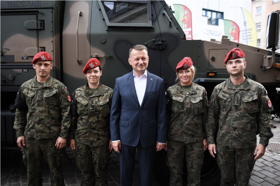 Віцепрем’єр Маріуш Блащак заохочує служити в польському війську
