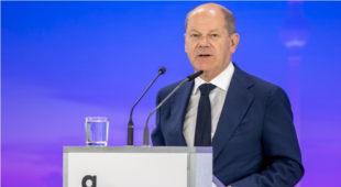 "Dwulicowość. Pozerstwo". Były prezydent Estonii o polityce Niemiec ws. wiz dla Rosjan