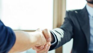 Польське воєводство запрошує біженців з України до проєкту з професійної активізації Польське воєводство запрошує біженців з України до проєкту з професійної активізації