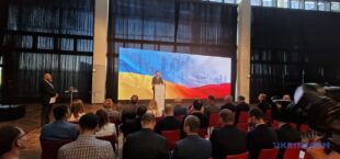 До відбудови України хочуть долучитися 1,2 тисячі польських компаній До відбудови України хочуть долучитися 1,2 тисячі польських компаній