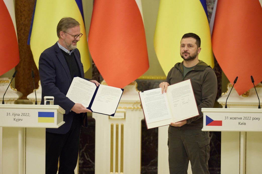 Владимир Зеленский и Петр Фиала подписали Совместную декларацию о евроатлантической перспективе Украины