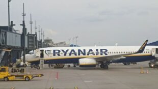 Нові рейси Ryanair з Польщі в 2023 році: звідки і куди можна буде полетіти