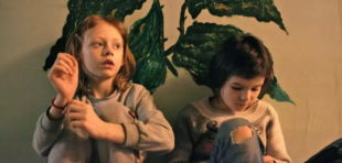 У Варшаві запрошують на перегляд стрічки “Будинок зі скалок”