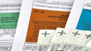 Подали річну декларацію PIT й отримали мале повернення коштів? Зробіть коригування Подали річну декларацію PIT й отримали мале повернення коштів? Зробіть коригування