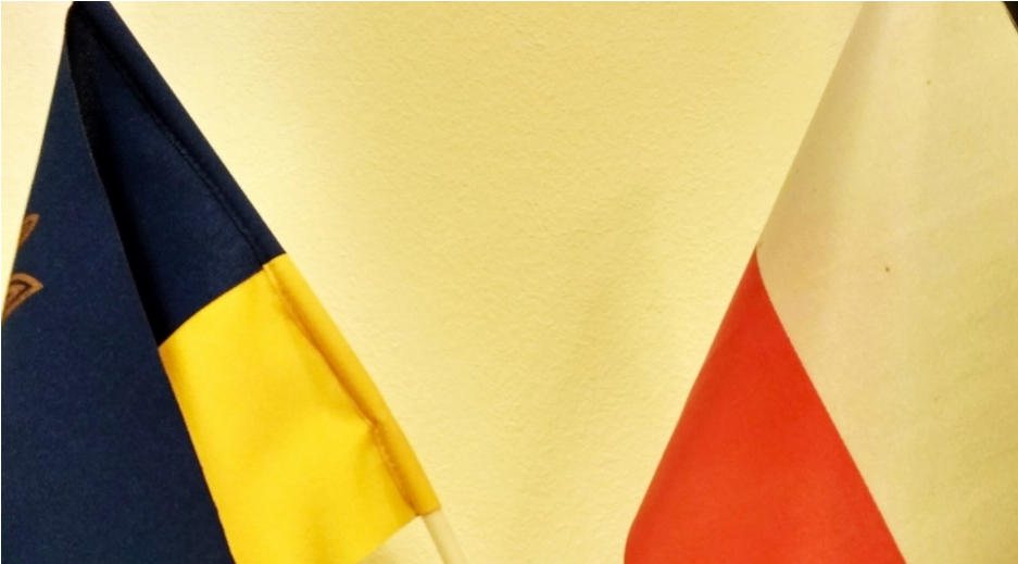 У Європарламенті відкрили виставку про солідарність і допомогу поляків українцям
