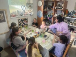 Ліплення з глини як арт-терапія для дітей Ліплення з глини як арт-терапія для дітей