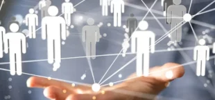 Microsoft, Amazon, Starbucks і не тільки працевлаштують тисячі біженців з України в ЄС