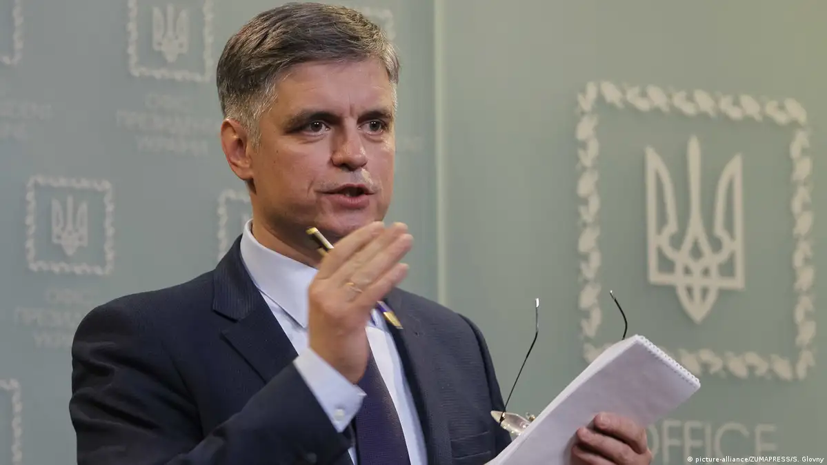 Zelenskyy Dismisses Ukrainian Ambassador to UK Who Criticised Him for 