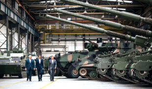 Diane FRANCIS: Час Польщі