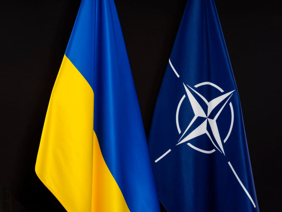 Российская агрессия не мешает Украине начать процесс вступления в НАТО