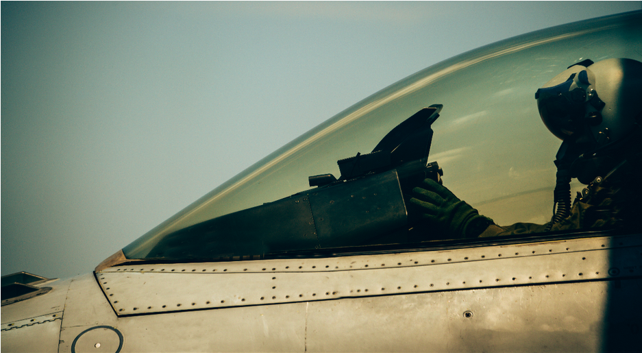 Dmytro Kułeba: opóźnia się harmonogram szkolenia pilotów na F-16