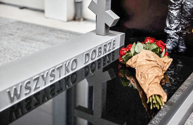 Polacy ufundują pomnik na grobie ukraińskiego żołnierza