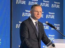 «Україна потребує відбудови! Відбудована, розвинута та інтегрована в Європу Україна - то наша спільна важлива справа!» «Україна потребує відбудови! Відбудована, розвинута та інтегрована в Європу Україна - то наша спільна важлива справа!»