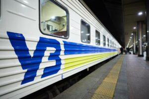 Укрзалізниця запускає новий міжнародний поїзд до Варшави