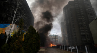 Two strong explosions in central Kyiv