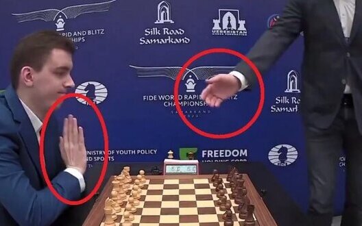 Польський шахіст відмовився тиснути руку росіянину, який підтримав війну