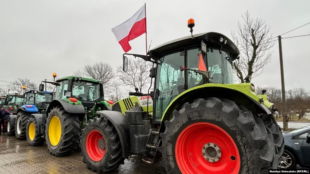 Нова польська блокада кордону. Фермерські протести охопили ЄС. До чого тут Росія?