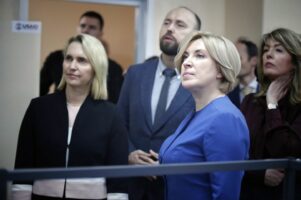 З початку повномасштабної війни оператори гарячої лінії Мінреінтеграції 1548 прийняли майже 860 тисяч звернень