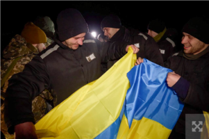 В Украину из российского плена вернулись 100 солдат, большинство из них – защитники Мариуполя и «Азовстали»