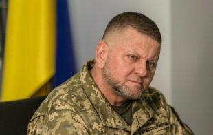 Страх Кремля перед «залізним генералом»: фейки, дезінформація та пропаганда