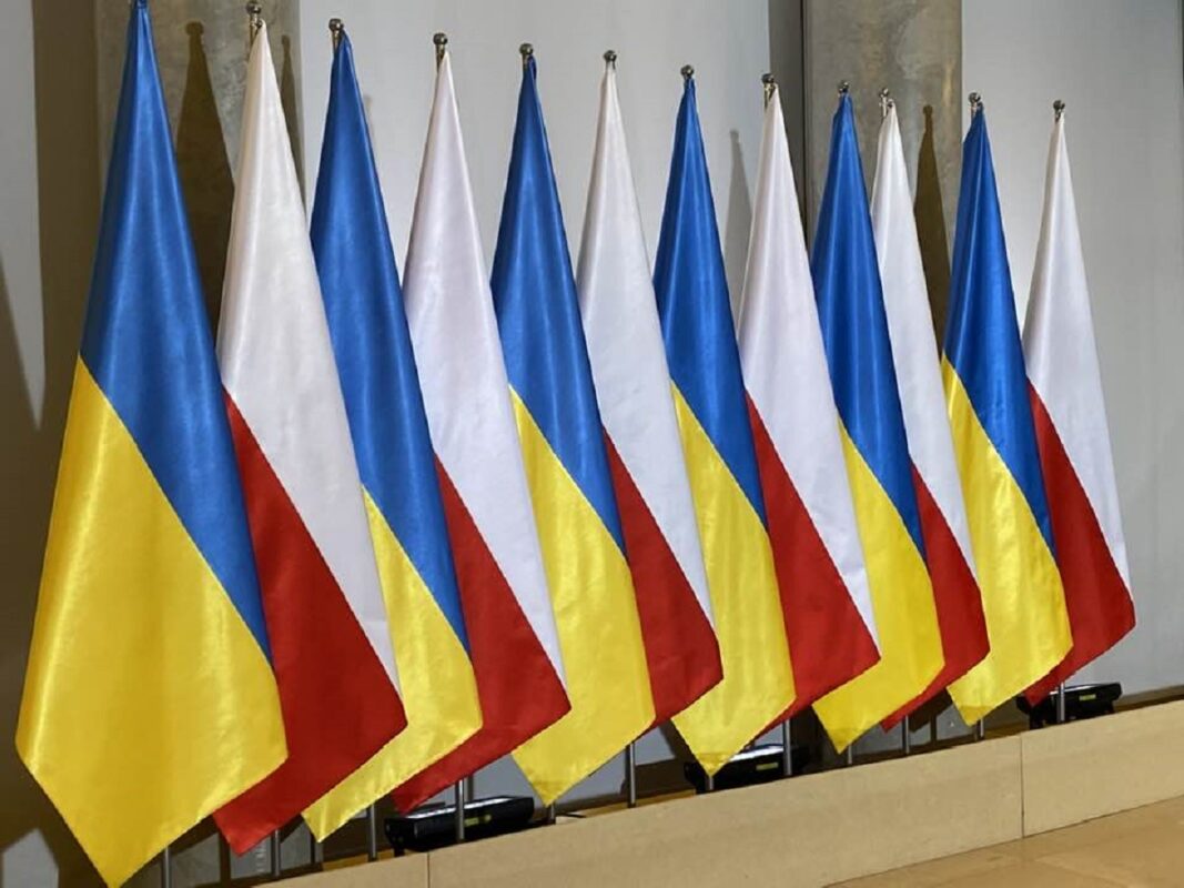 Під час зустрічі урядів України та Польщі також треба вирішити «історичні розбіжності» — МЗС Польщі