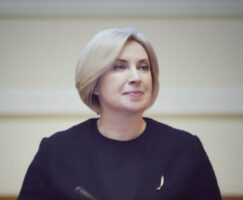 Сьогодні деякі (саме деякі) ЗМІ чогось написали, що начебто Мінреінтеграції хочуть розформувати Сьогодні деякі (саме деякі) ЗМІ чогось написали, що начебто Мінреінтеграції хочуть розформувати