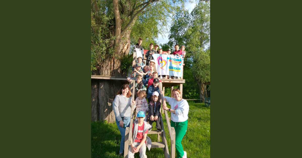 Світло в долонях: як обухівська школа дарує радість дітям наших Захисників