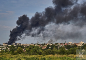 Росіяни продовжують тероризувати українські міста