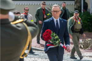 Володимир Зеленський нагородив Анджея Дуду орденом Свободи