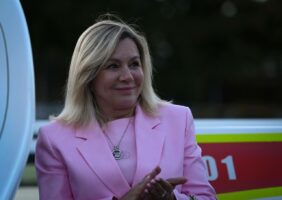 Лариса Ільєнко: “Ми не маємо права втомитися від допомоги”