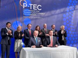 Нафтогаз та польська ORLEN узгодили збільшення постачання американського газу до України