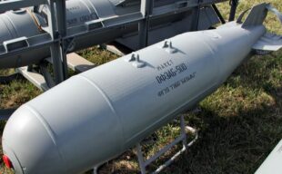 Росія працює над модифікацією авіабомб, аби ті мали дальність до 400 км — ГУР